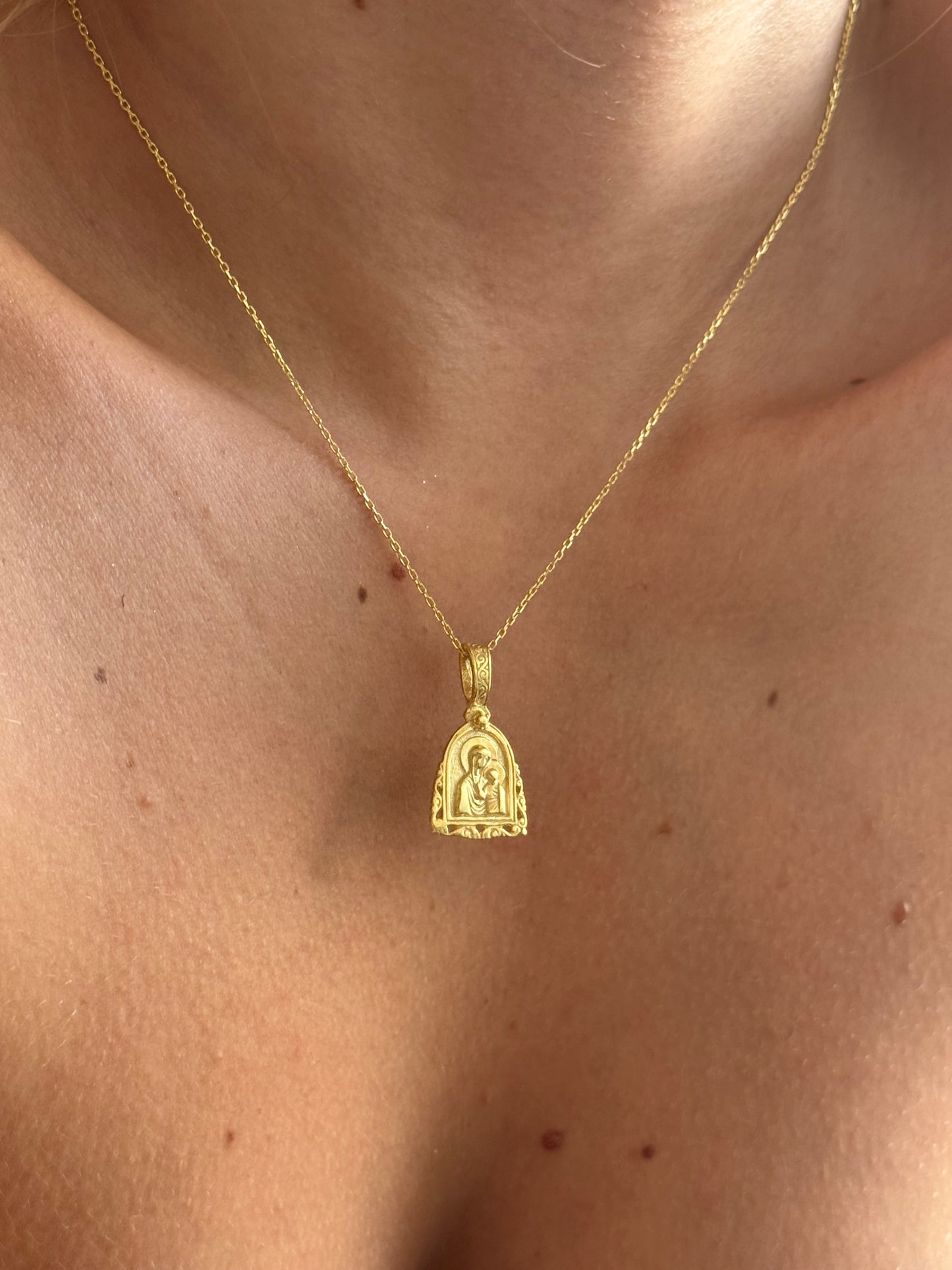 Coria Necklace
