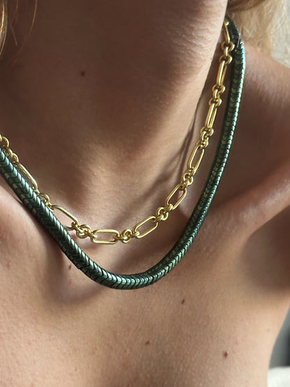 Nexa chain necklace