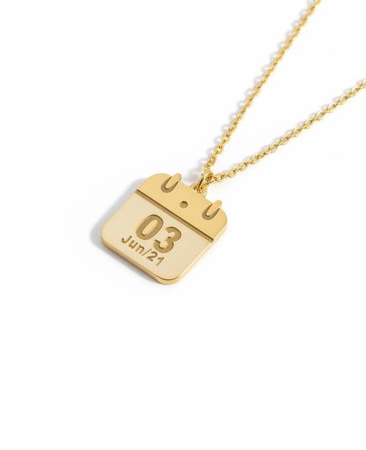 The 925 customized “Save the date” necklace