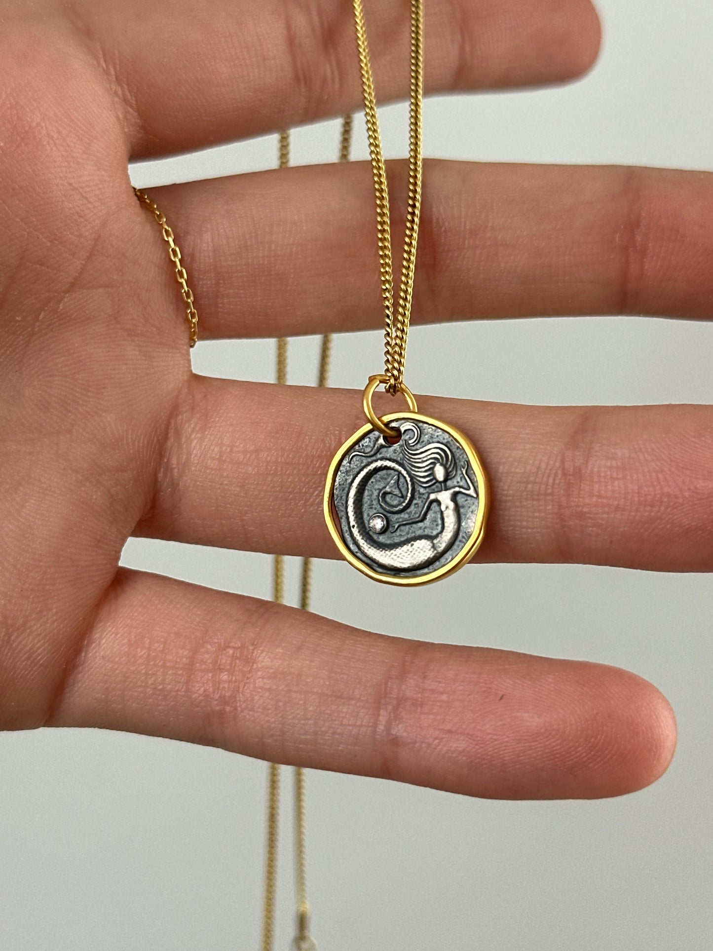 The 925 Mermaid Coin necklace