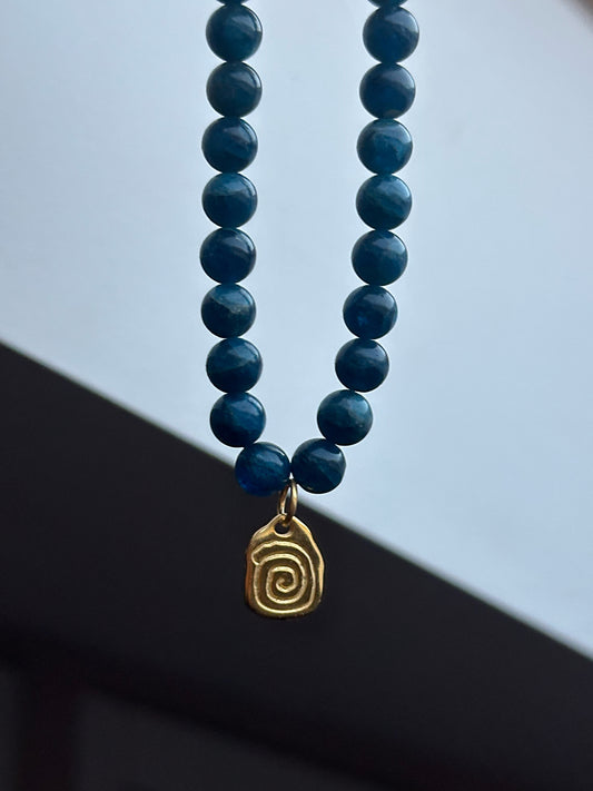 Spiralis necklace