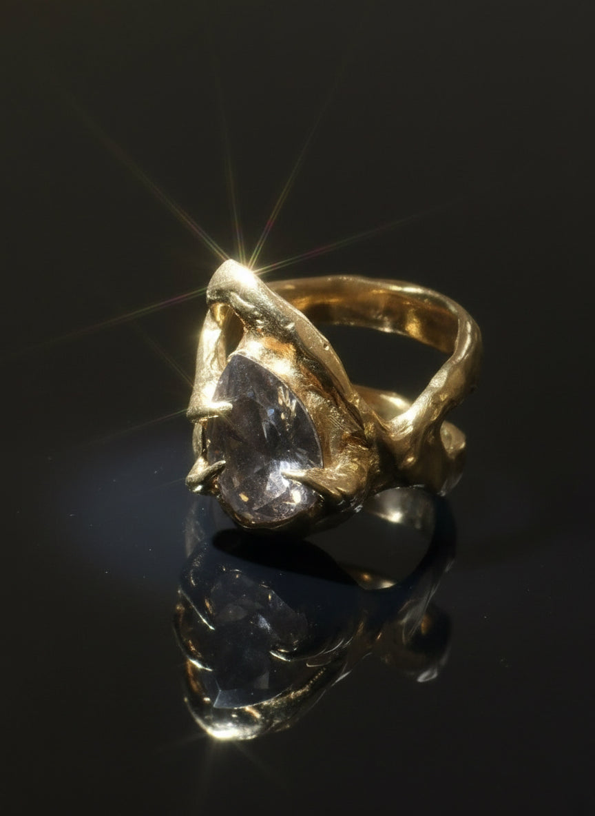 Silent Muse Ring