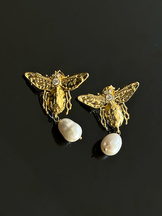 925 Bee pearl earrings