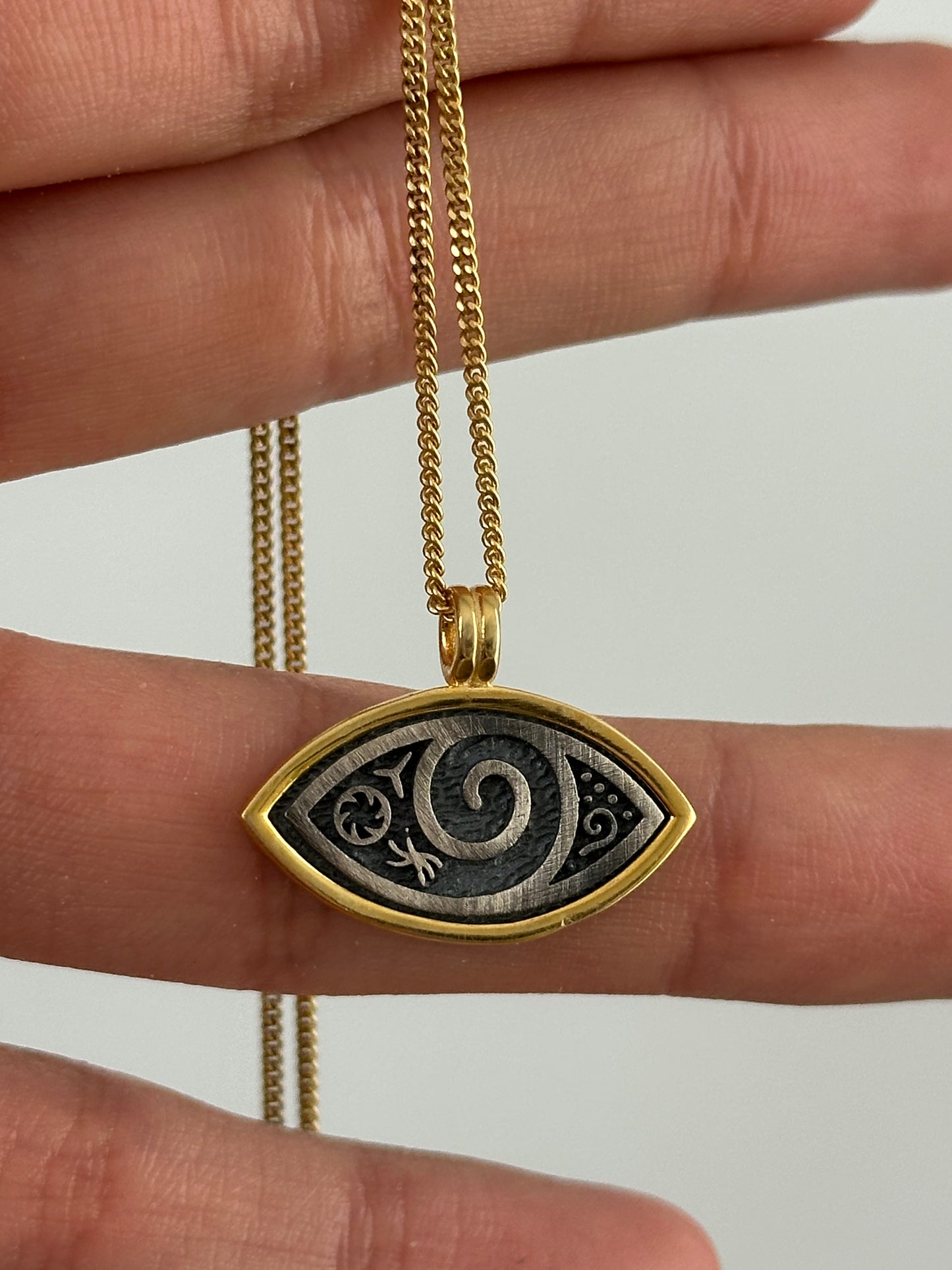 The 925 Protective ethnic eye necklace