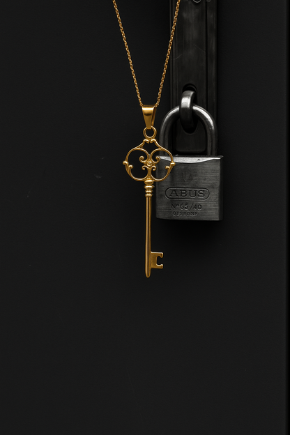 The 925 Dream key necklace
