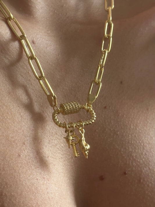 Klayra charm chain