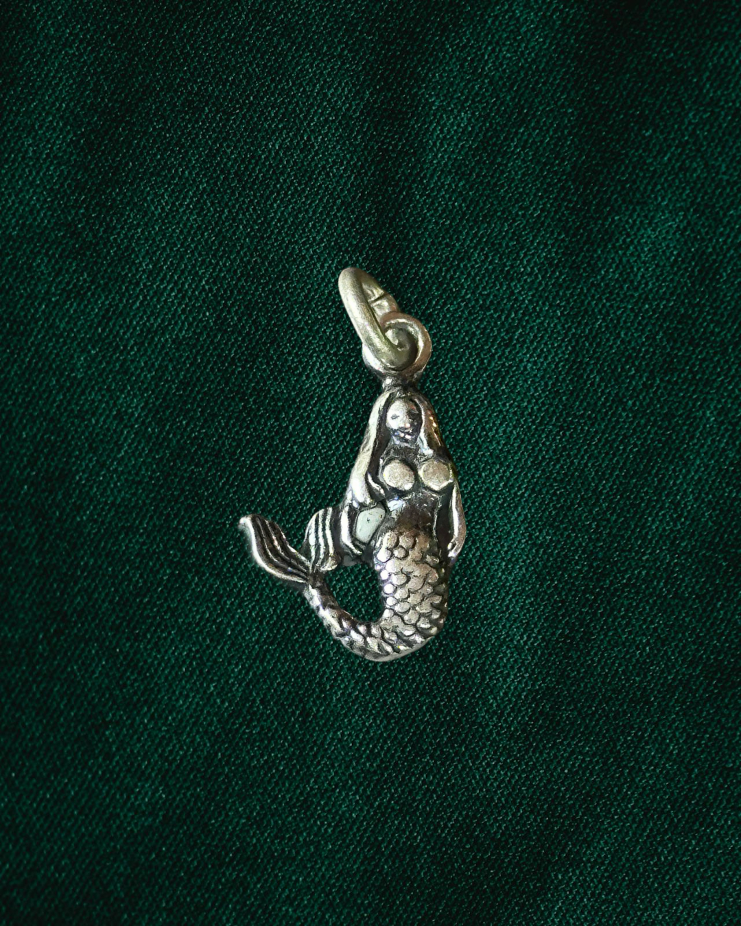 Siren charm