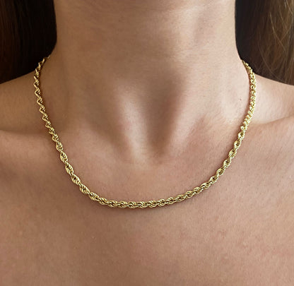 Thick twist chain