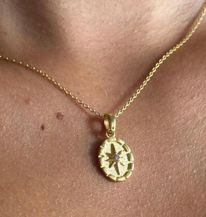 The 925 pole star charm necklace