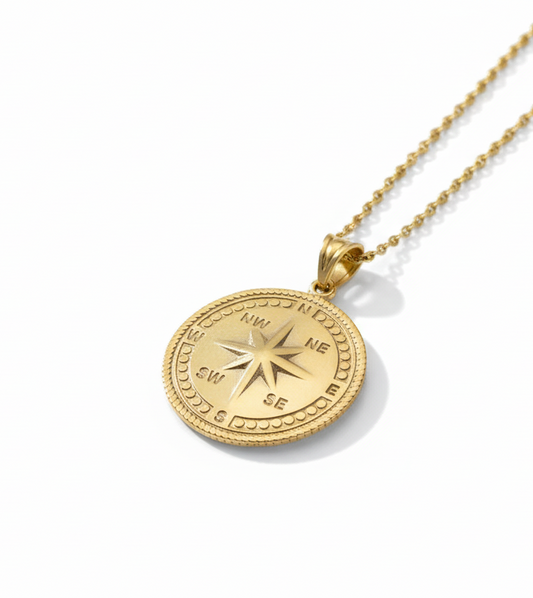 The 925 Be my compass necklace