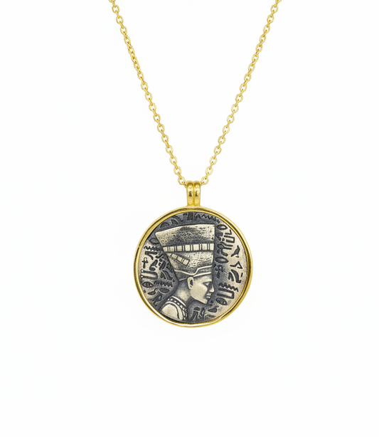 The 925 Nefertiti necklace