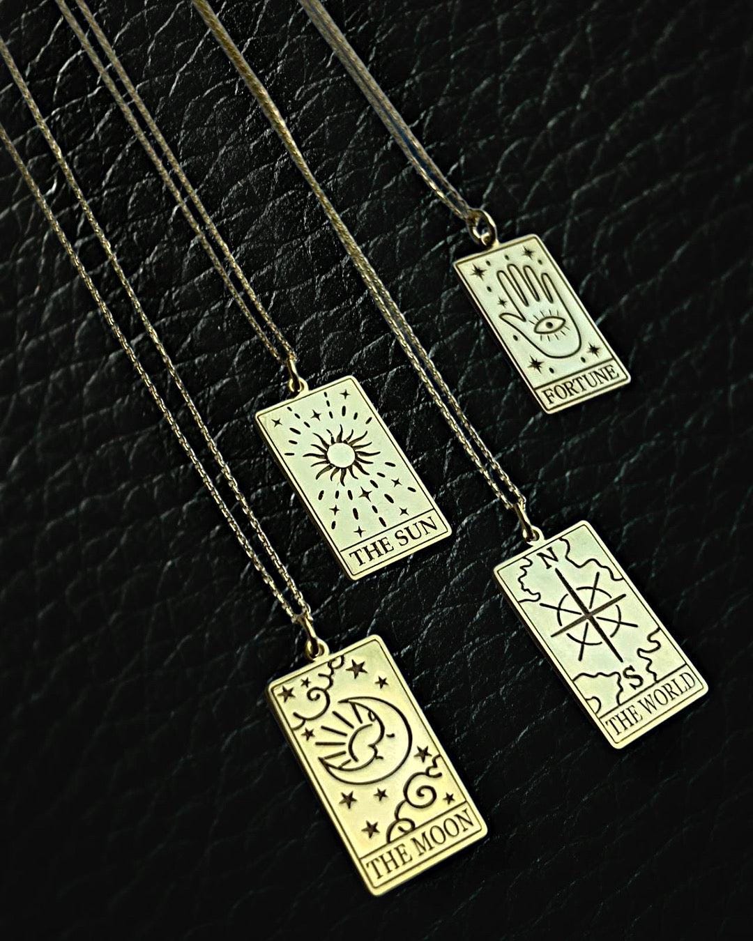 The 924 Tarot cards necklace