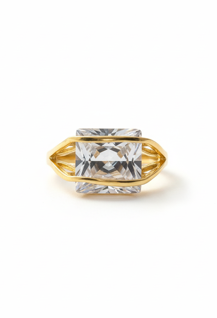 The 925 Golden Hug ring