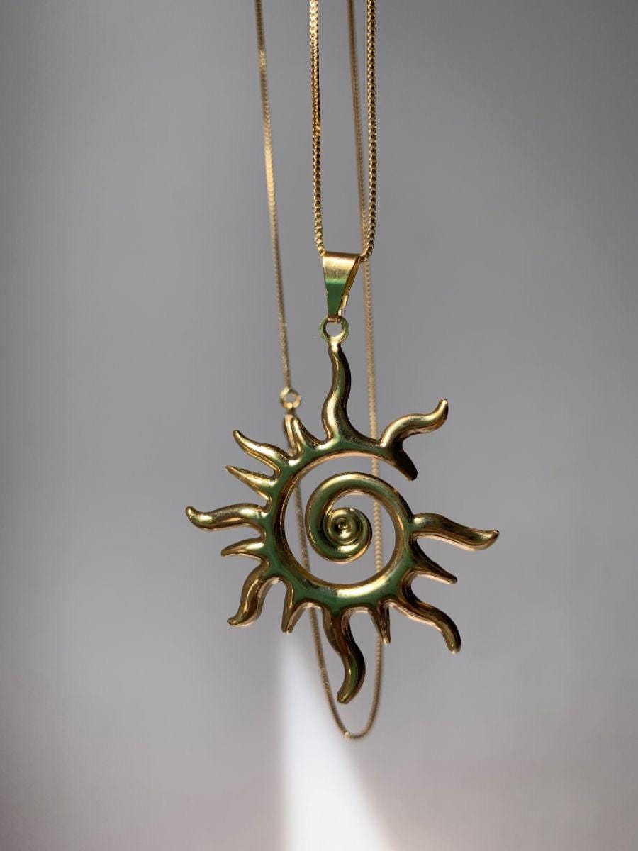 Sun may shine necklace