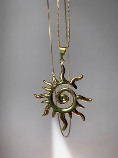 Sun may shine necklace