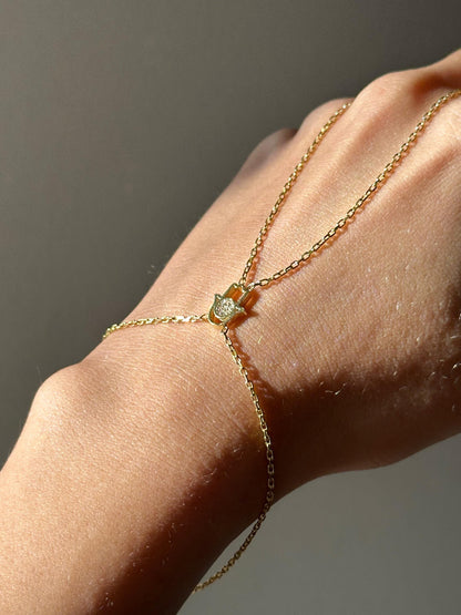 The 925 Hamsa handcuff